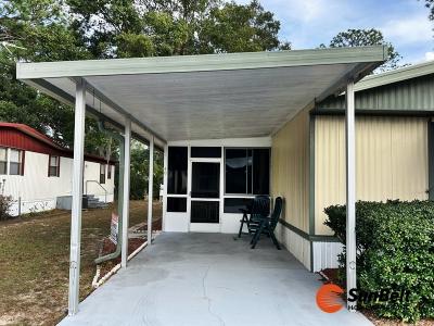 Photo 4 of 45 of home located at 6407 SE 108th St Lot 40 Belleview, FL 34420