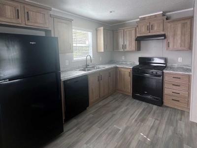 Mobile Home at 467 Shady Brook Heights Greenwood, IN 46142