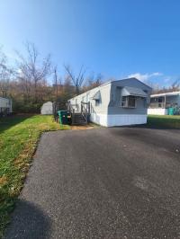 1985 Clayton Mobile Home