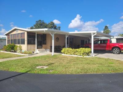 Photo 4 of 29 of home located at 1901 Us Hwy 17-92 Lot 70 Lake Alfred, FL 33850