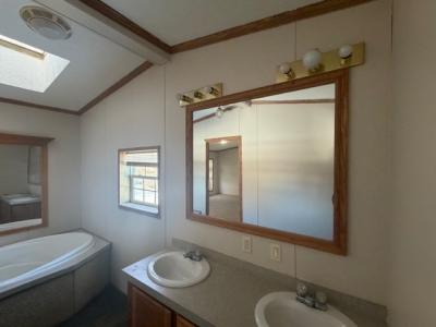 Photo 4 of 5 of home located at 83 Hunters Rill Lapeer, MI 48446