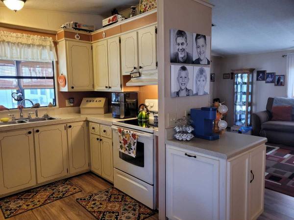 1983 Barrington Manufactured Home