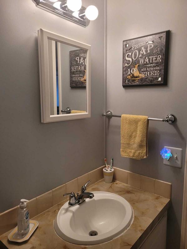 1983 Barrington Manufactured Home