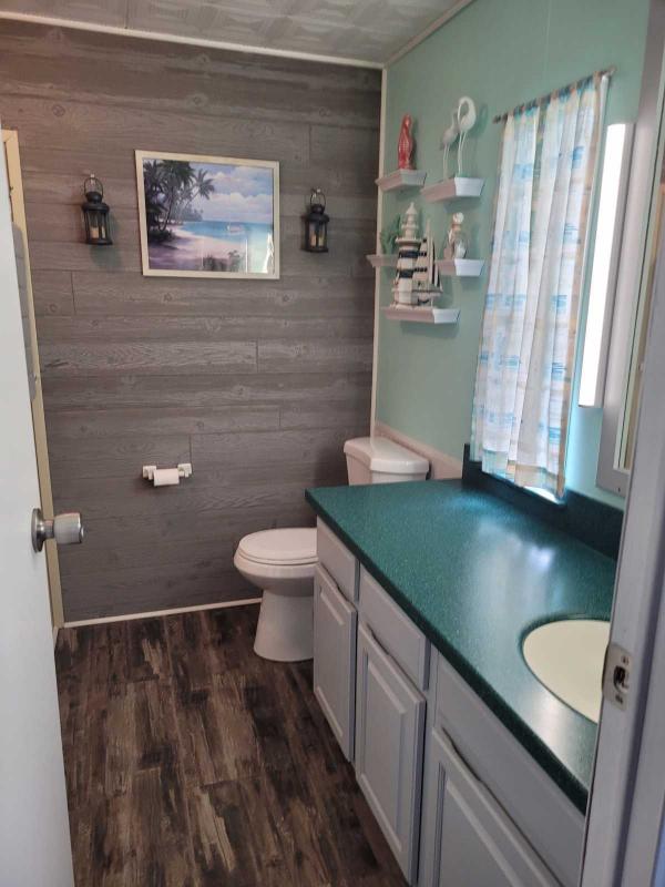 1983 Barrington Manufactured Home