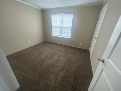 Photo 3 of 5 of home located at 12 Saint George Dr Bourbonnais, IL 60914