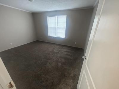 Photo 5 of 5 of home located at 12 Saint George Dr Bourbonnais, IL 60914