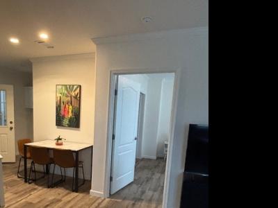 Photo 5 of 14 of home located at 530 NE 65th Ave Ocala, FL 34470