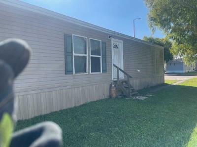 Photo 1 of 6 of home located at 912 Mesquite Street Alvin, TX 77511