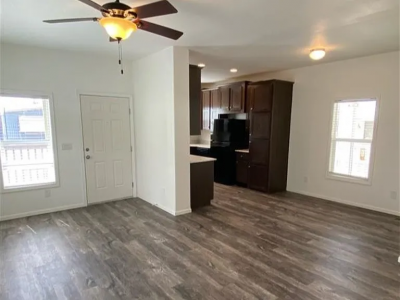 Photo 2 of 10 of home located at 4400 W Missouri Ave Glendale, AZ 85301