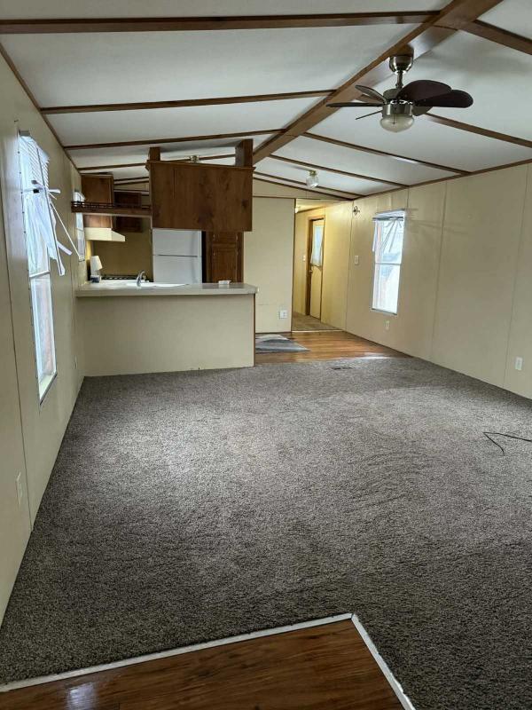 Photo 1 of 1 of home located at 12352 Oak Carleton, MI 48117