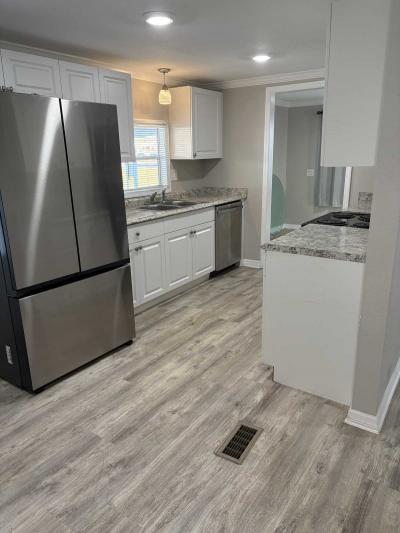 Mobile Home at 37945 Bentley Drive Lot 110 Zephyrhills, FL 33542