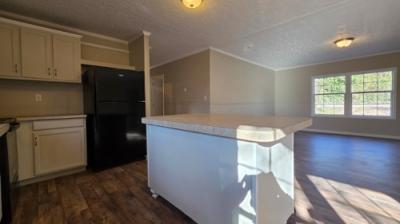 Photo 5 of 23 of home located at 306 Big Hill Mountain Rd McKee, KY 40447