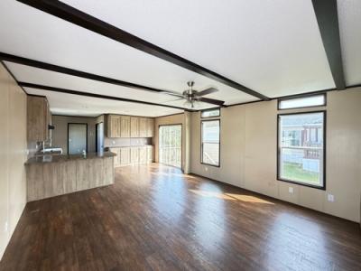 Photo 5 of 11 of home located at 331 Gordy Rd Trlr 14 Bacliff, TX 77518