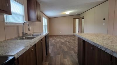 Photo 3 of 26 of home located at 6572 Blue Level Rd Rockfield, KY 42274