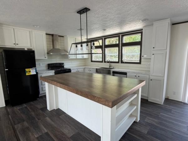 2022 ABSOLUTE Manufactured Home