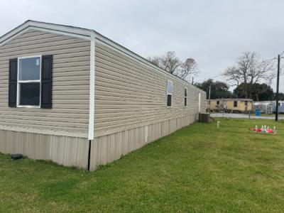 Mobile Home at 142 Boudreaux Ln Lot 12 Baldwin, LA 70514