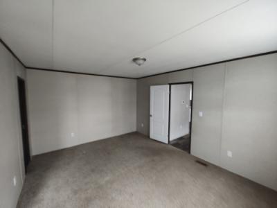 Photo 4 of 22 of home located at 119 Zacate Street Elgin, TX 78621