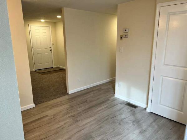 1975 Unknown Manufactured Home