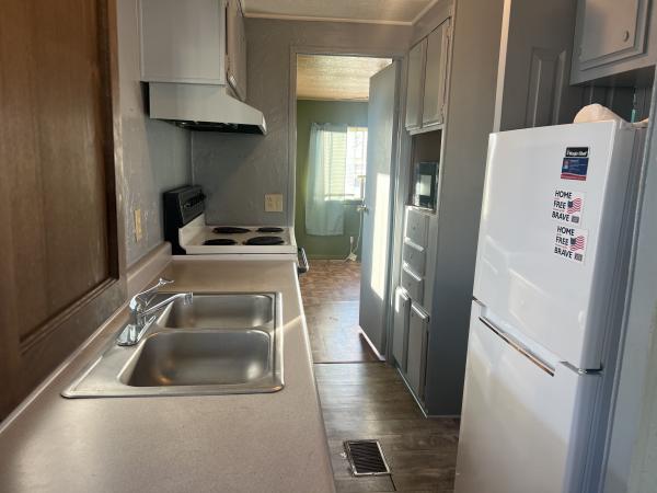 1983 NA NA Mobile Home