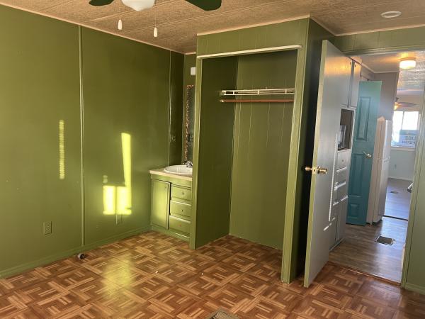 1983 NA NA Mobile Home