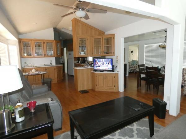 2001 CAVCO Mobile Home