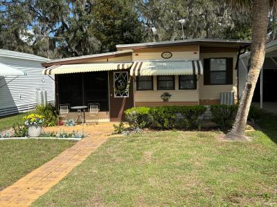 Photo 2 of 11 of home located at 37621 Elder Lane Zephyrhills, FL 33541