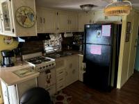 1985 WYNO na Mobile Home