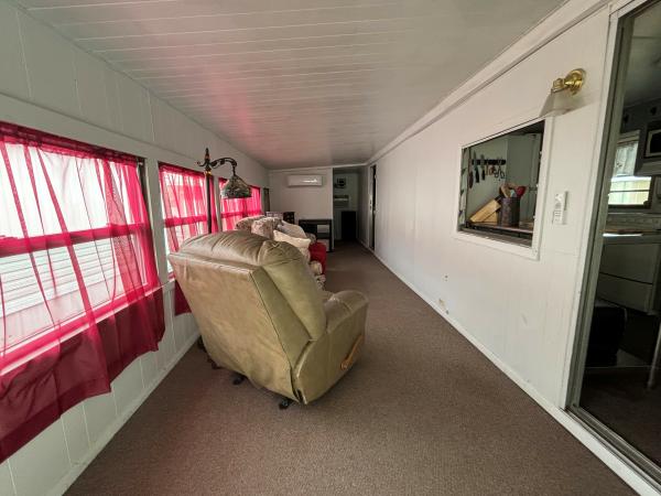 1980 OAKP na Mobile Home