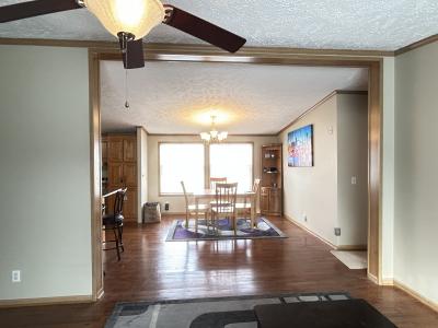 Photo 4 of 8 of home located at 381 Marigold Cir. Matteson, IL 60443