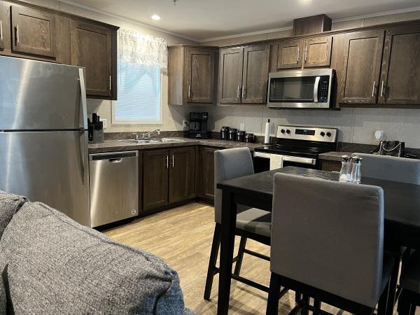 2022 Champion ESSF26610 (Stretch 70 ft.) Mobile Home