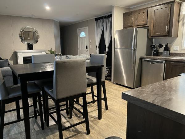 2022 Champion ESSF26610 (Stretch 70 ft.) Mobile Home