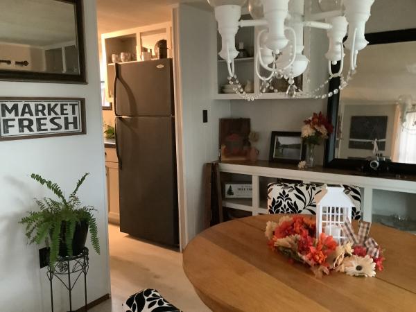 1982 Oxford 2FDGT 81-61E Mobile Home