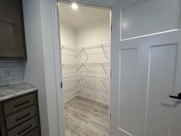 2024 Champion RAPB2860H32308 Mobile Home