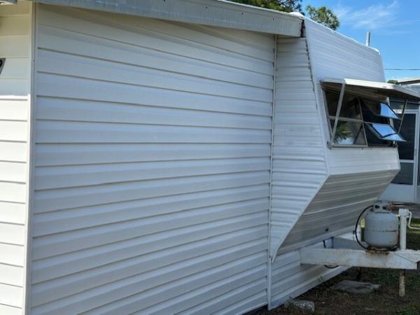 1980 LAYT mobile Home