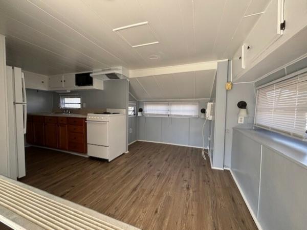 1980 LAYT mobile Home