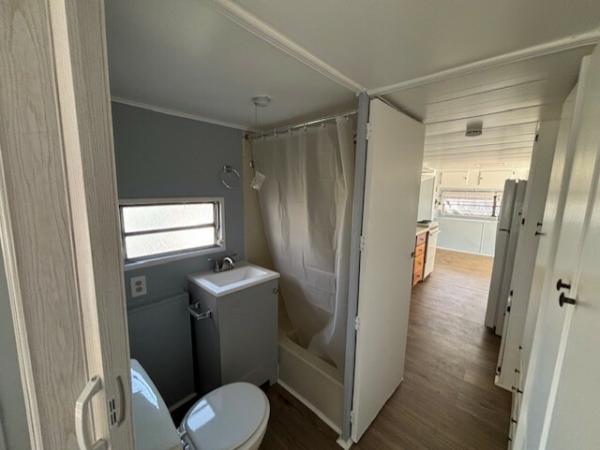 1980 LAYT mobile Home