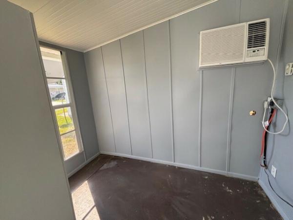 1980 LAYT mobile Home