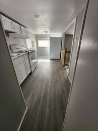 1975 TRLR mobile Home