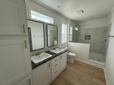 Photo 2 of 20 of home located at 3808 Sunset Drive Ellenton, FL 34222