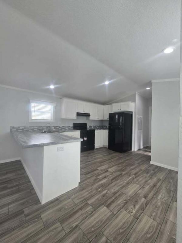 2025 Elliott Mobile Homes Solitaire Mobile Home