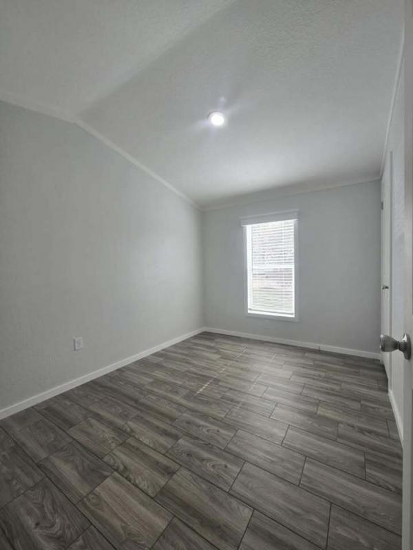 2025 Elliott Mobile Homes Solitaire Mobile Home