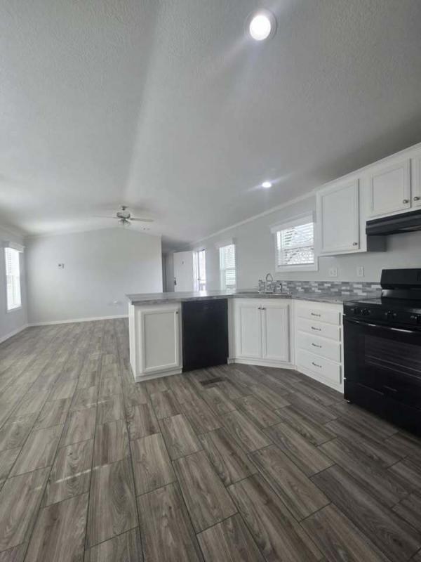 2025 Elliott Mobile Homes Solitaire Mobile Home