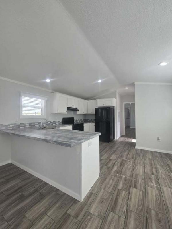 2025 Elliott Mobile Homes Solitaire Mobile Home