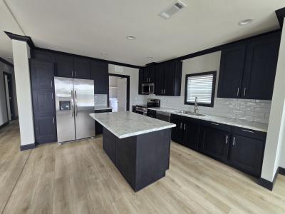 Photo 3 of 8 of home located at 685 Split Rail Parkway Kyle, TX 78640