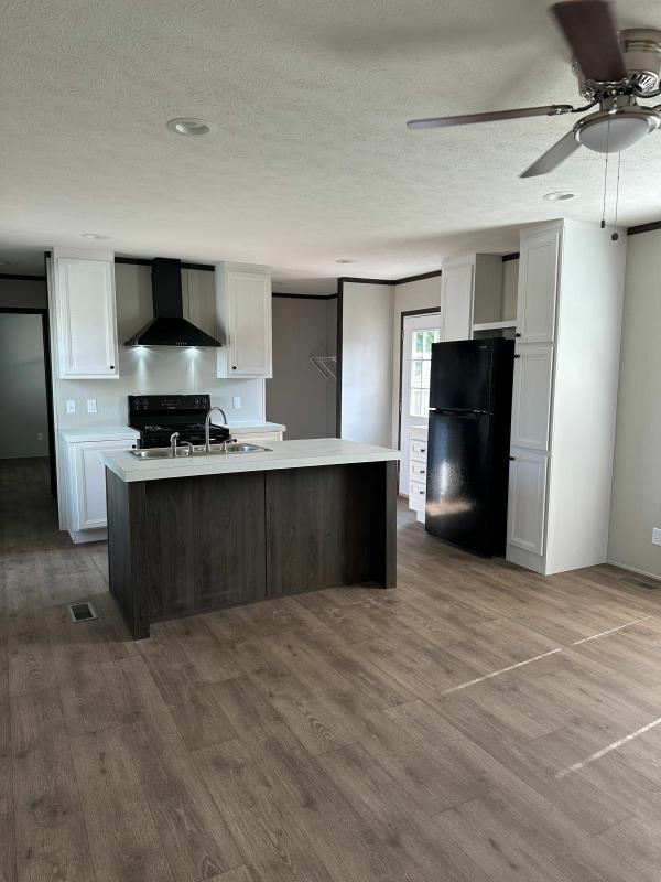 2024 Clayton Homes Inc MIYO Mobile Home