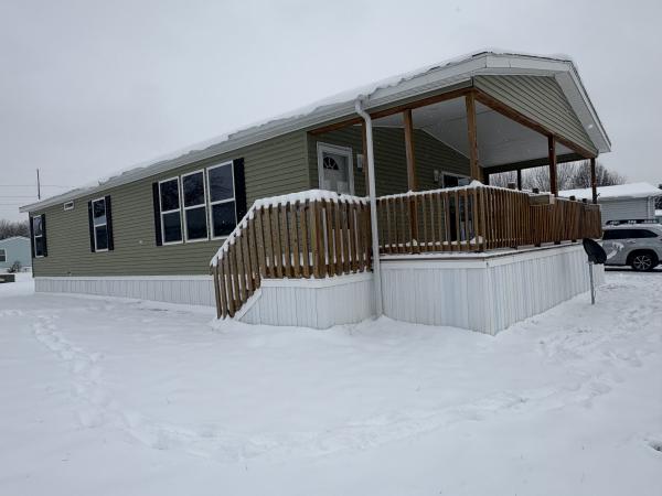 Photo 1 of 2 of home located at 1603 SE Summer Park Dr. #D35 Ankeny, IA 50021