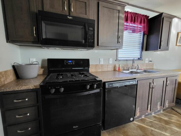 Photo 1 of 2 of home located at 231 Toucan #231 Rochester Hills, MI 48309