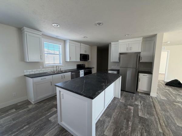 2025 Clayton 71 Eclipse
  Home