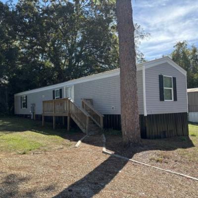 Photo 2 of 24 of home located at 147 English Lane Thomasville, GA 31792