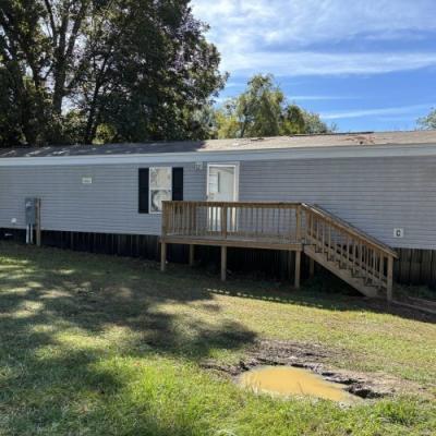 Photo 3 of 24 of home located at 147 English Lane Thomasville, GA 31792